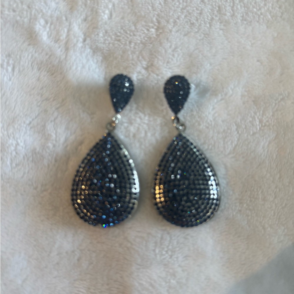 Elegant Blue Teardrop Earrings